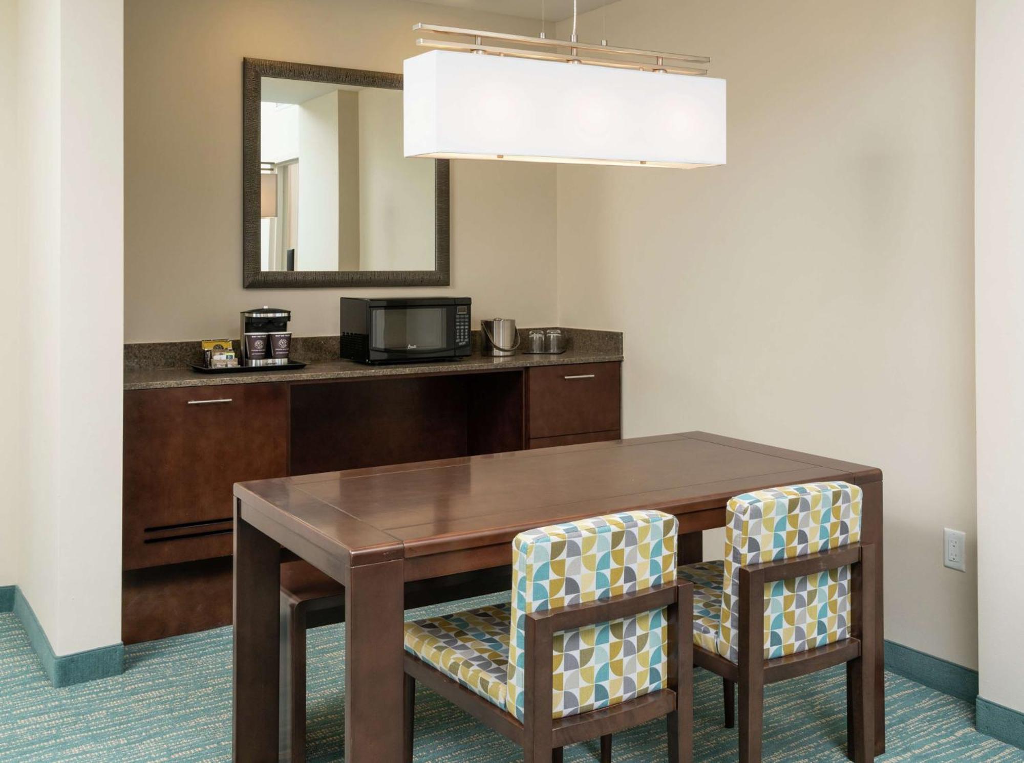 Hotel Doubletree By Hilton Miami Doral Sweetwater Esterno foto