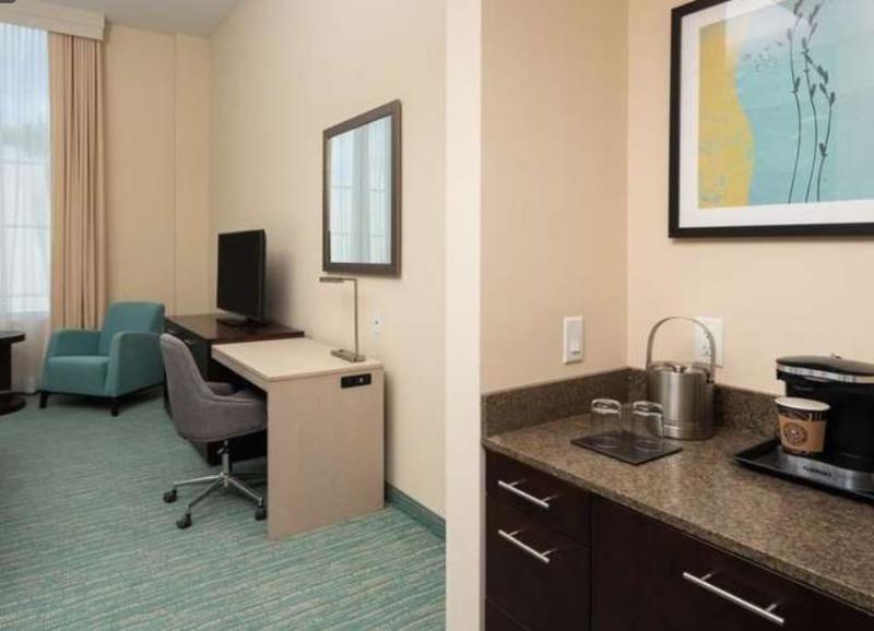 Hotel Doubletree By Hilton Miami Doral Sweetwater Esterno foto